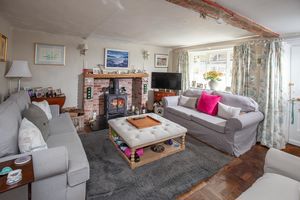 Sitting Room- click for photo gallery
